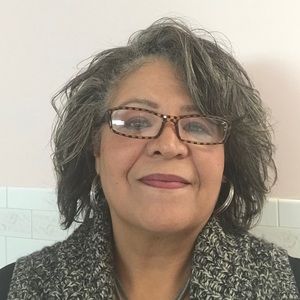 Meet your Posher, Linda